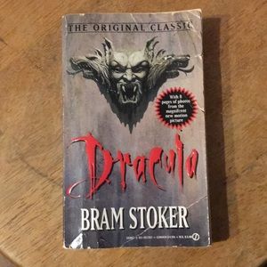 Dracula Bram Stoker with photos from the movie please read